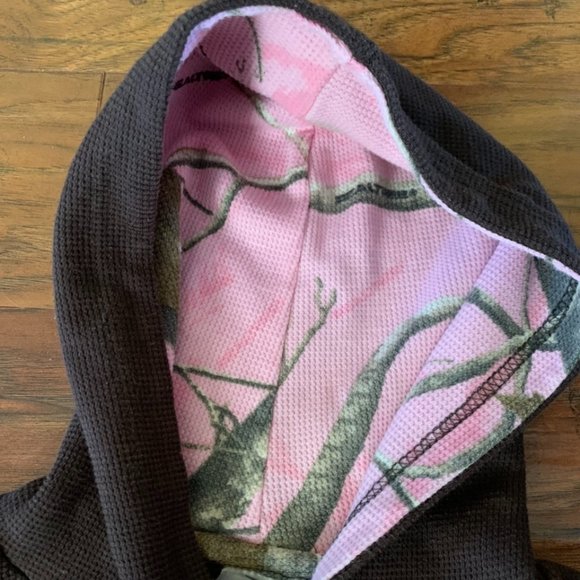 Legendary Whitetails Predator in Pink Womens Size Medium Hooded Thermal Top - Picture 5 of 7